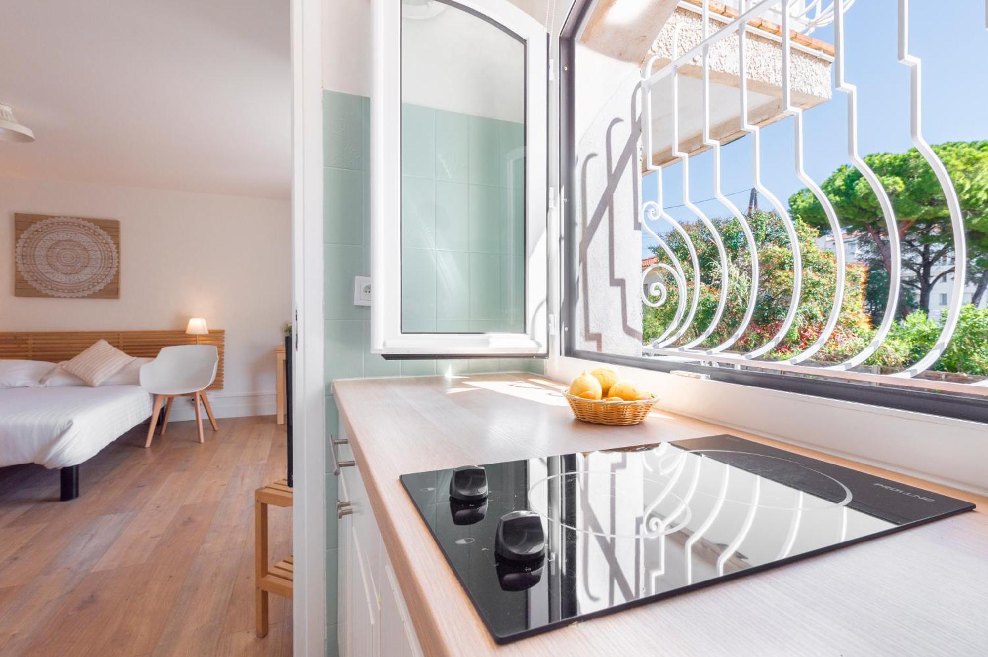 Hotel & Studios Astor أنتيب المظهر الخارجي الصورة