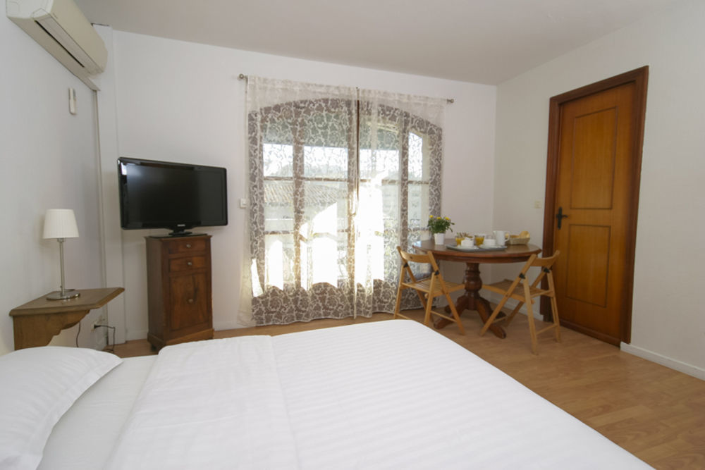 Hotel & Studios Astor أنتيب المظهر الخارجي الصورة